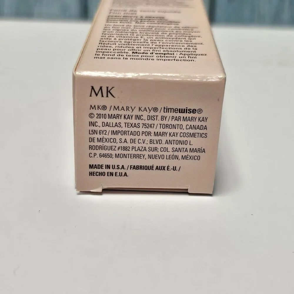 MARY KAY TimeWise Foundation Matte Wear Liquid IVORY 5 (038754) NEW OLD STOCK